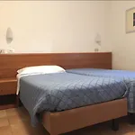 Serena 3*