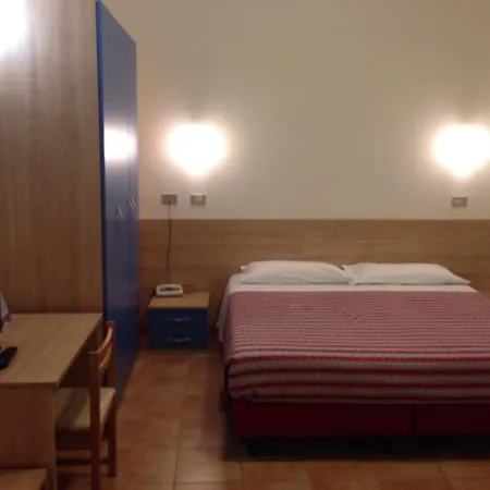 Serena Hotel 3*