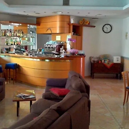 Serena Hotel