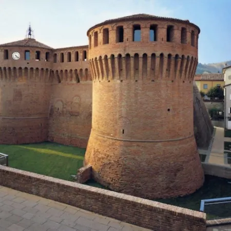 Hotel Serena 3*