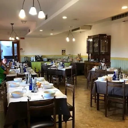 Serena Hotel