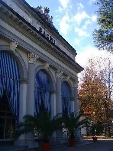 Serena Hotel 3*